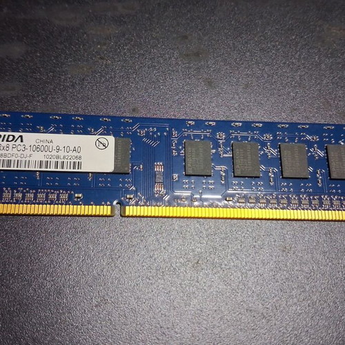 Elpida DDR3 RAM 1GB 1333MHz PC3-10600U like new