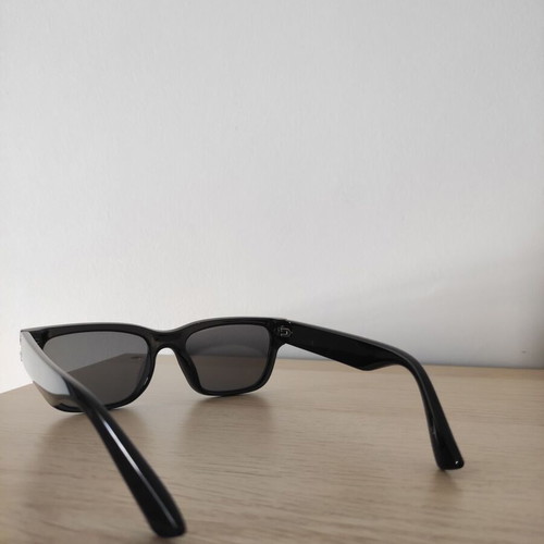 AV Sunglasses black square sunglasses like new