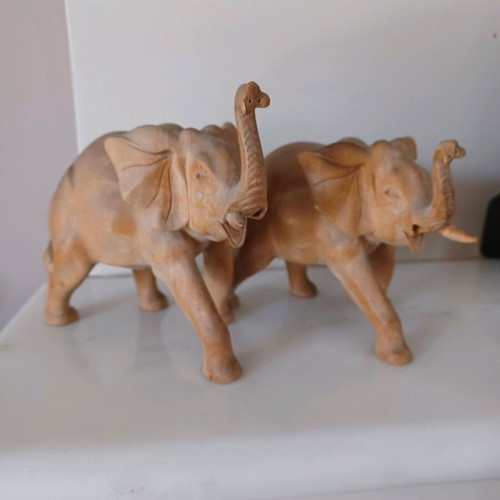 Decorative wooden carved elephants like new from Bali