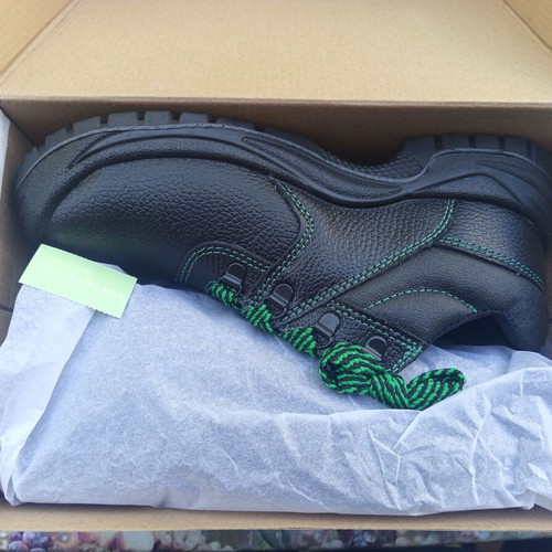 Globus Low S3 Work Shoes New Size 42