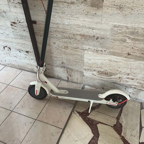 Xiaomi Pro electric scooter, white