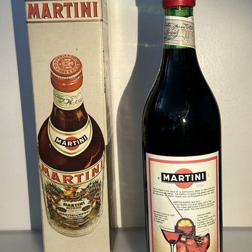 Martini Rosso Sweet Red Vermouth vintage with original box