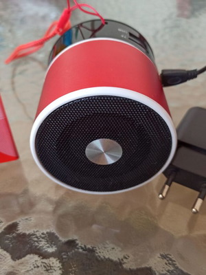 Ράδιο robot με μπαταρία , μνημες usb
