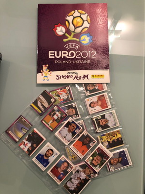 Άλμπουμ Panini Euro 2012 σαν καινούργιο με 307 αυτοκόλλητα