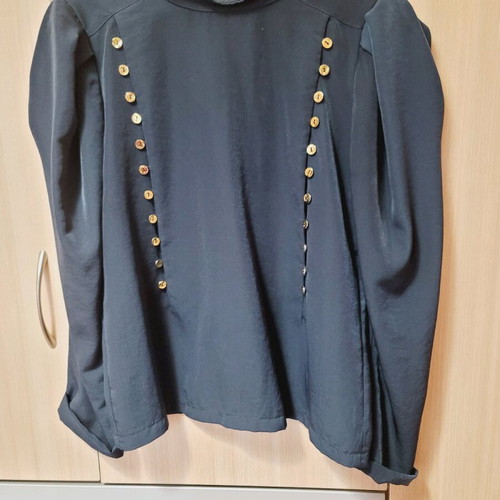 Regalinas blouse dark blue thin like new