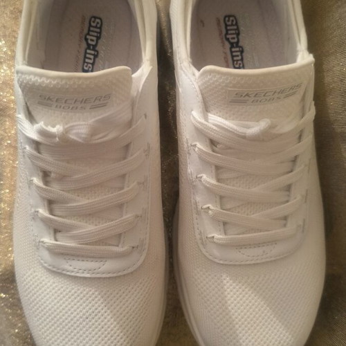 Skechers women's athletic shoes like new, size 38.5, white