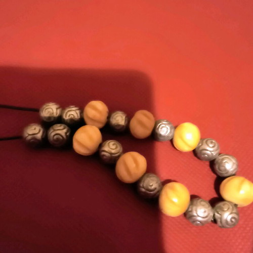 Handmade worry beads with ram horn like new