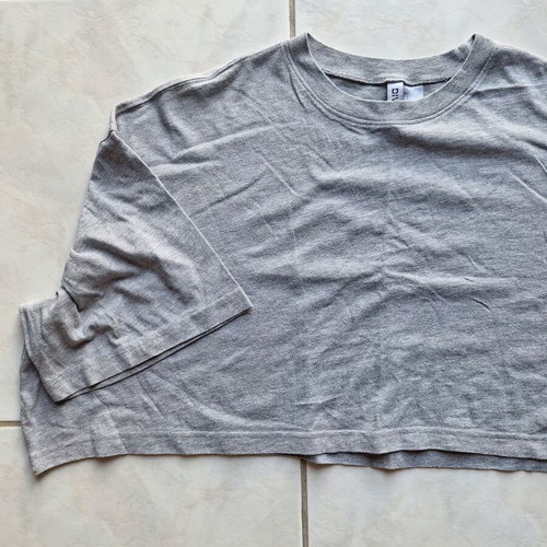 Crop T-shirt H&M gray size L like new