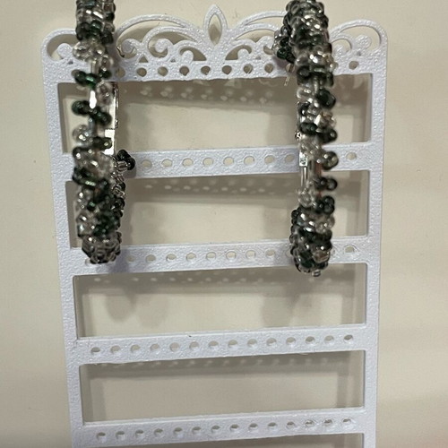 Evening earrings with white and black beads new