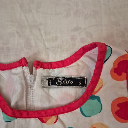 Evita dress size 3 like new, multicolor