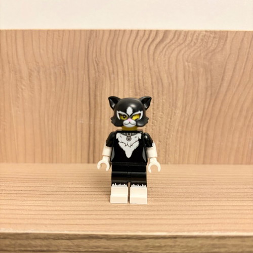 Lego figure Cat costume girl used, series 18