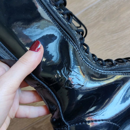 Dr. Martens leather patent boots used with 2 zippers size 37