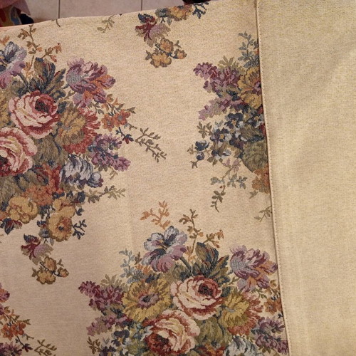 Linens throw set of 4 pieces new