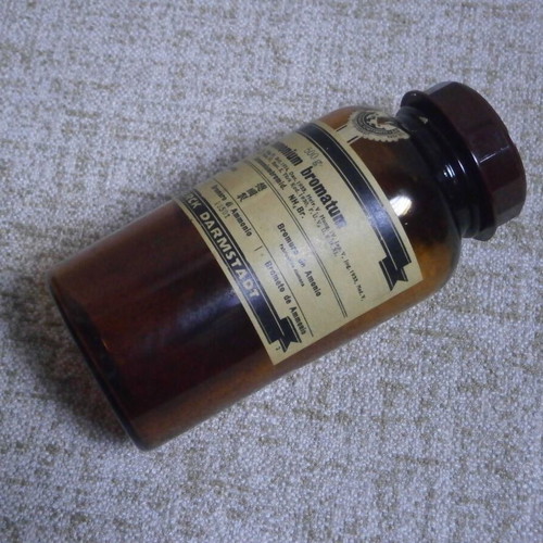 Pharmacy bottle used vintage German Ammonium Bromatum
