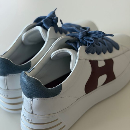 Hogan Sneakers white size 40 like new, leather