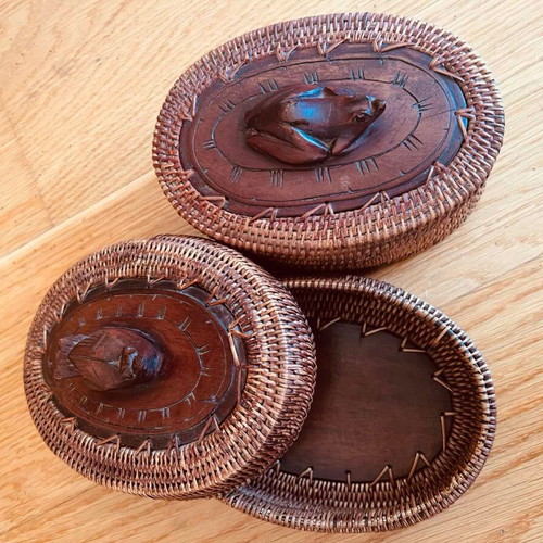 Handmade Indonesian Lombok decorative baskets used with wood carvings