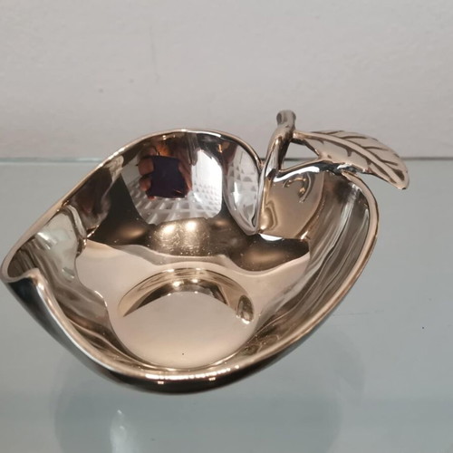 Apple-shaped cup used, silver-plated tin