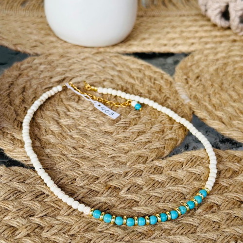 Necklace with chalcedony, hematite stones and steel new