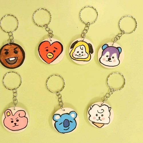 BT21 handmade wooden keychains like new, set of 7 pieces