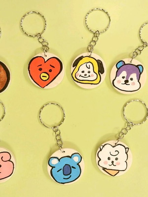 BT21 handmade wooden keychains like new, set of 7 pieces
