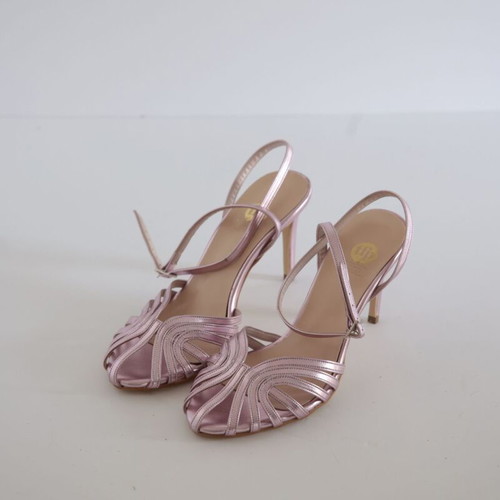 TFP (The Fashion Project) women's pink sandals size 40