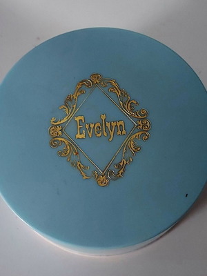 Evelyn vintage women's powder used