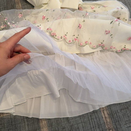 Cinderella dress like new, ecru color, age 2 years