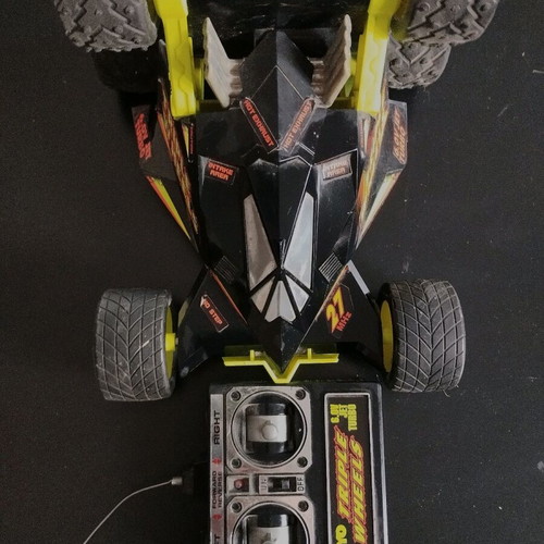 Taiyo RC triple wheels remote control car
