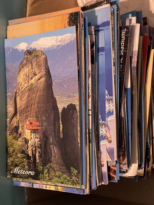 Tourist postcards like new, pack of about 200