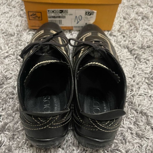 Tod’s leather sneakers black with white stitching like new, size 38
