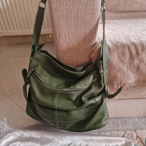 Furla leather shoulder bag green like new
