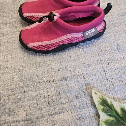 Sterntaler kids beach shoes fuchsia No 21.5 like new