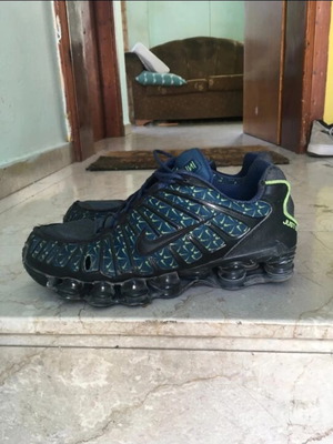 Nike sneakers size 43 refurbished, black