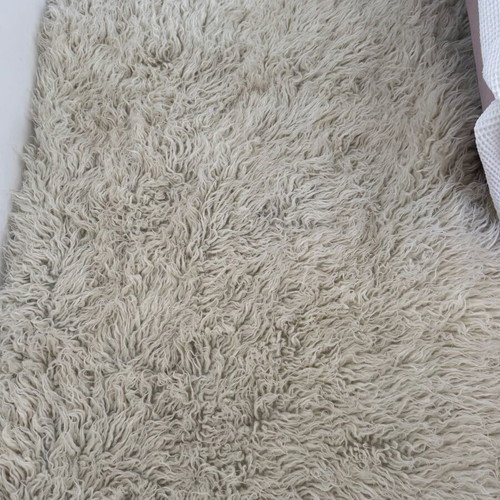 Wool flokati rug 2.40x1.60 m