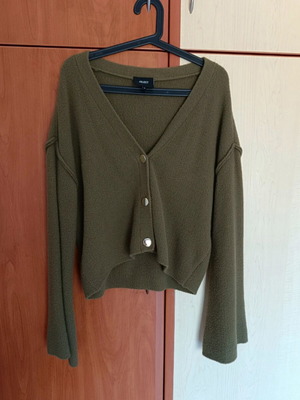 Object cardigan in medium, green