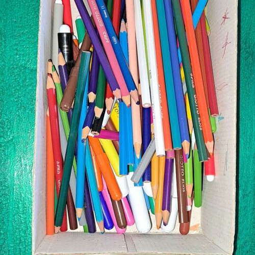Markers and colored pencils used, pack of 45+57 pieces