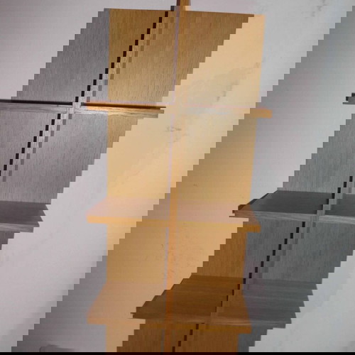 Ξύλινο ράφι σαν καινούργιο, διαστάσεις 77x16x30 cm