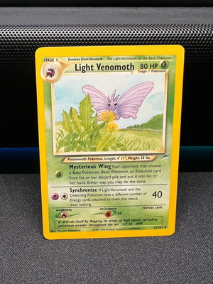 Light Venomoth 53/105 Neo Destiny 2002 like new Pokemon TCG