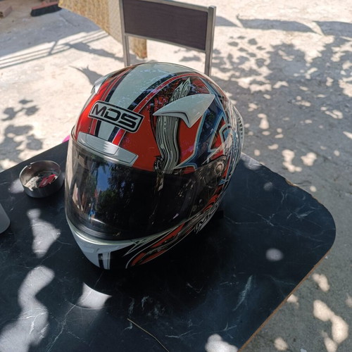 MDS motorcycle helmet used, medium size, front visor broken