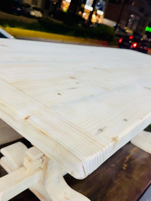 Μοναστηριακά τραπέζια χειροποίητα από ξύλο στην Αργυρούπολη