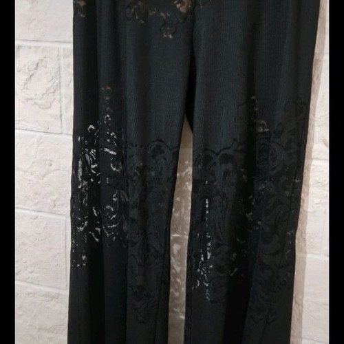 Lace pants like new, size small, black