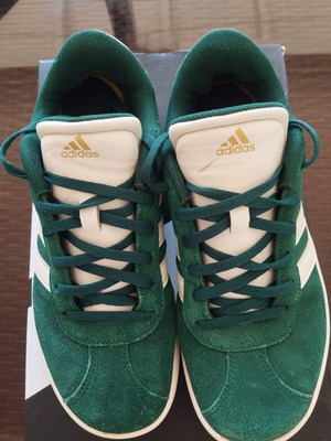 Adidas kids' sneakers for boys, green and white, size 38 2/3