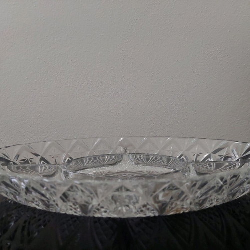 Crystal platter with cut design 32 cm like new