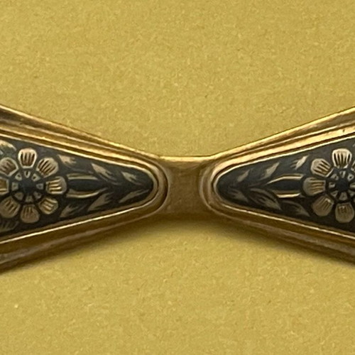 Antique Russian silver pin like new