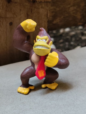 Donkey Kong collectible figure used, Super Mario Nintendo McDonald's 2017