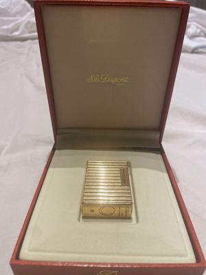 S.T. Dupont Ligne 1 lighter like new, real gold with box