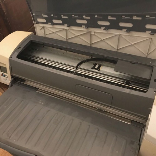 HP Designjet 110plus nr plotter A1/24" used with stand, roll, and accessories
