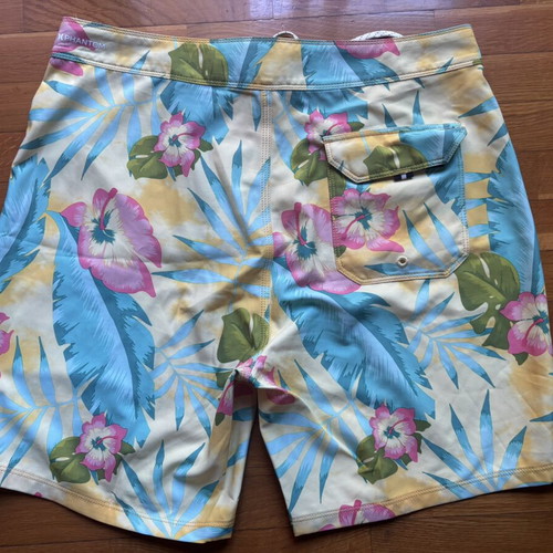 Hurley Phantom men's swim shorts, size W30, colorful