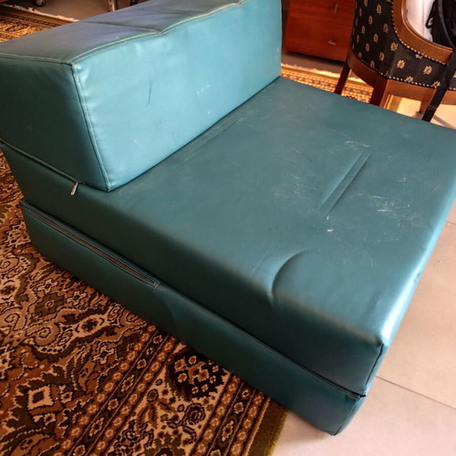 Armchair bed like new in very good condition