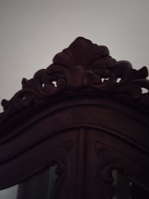 Solid wood showcase like new, dark brown